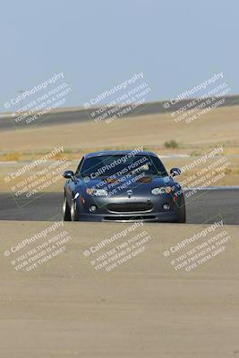 media/Oct-16-2022-Speed Ventures (Sun) [[7df72c9f09]]/Red/Session 2 (Sunset)/